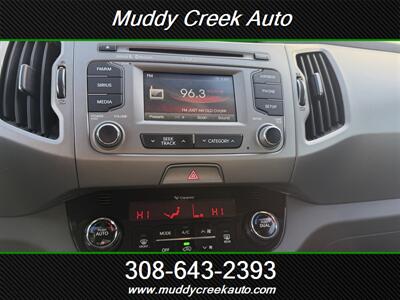 2012 Kia Sportage EX   - Photo 8 - Merna, NE 68856