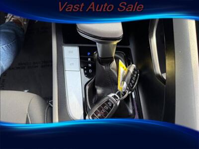 2022 Hyundai ELANTRA SEL   - Photo 15 - Sacramento, CA 95825