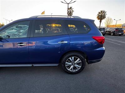 2019 Nissan Pathfinder S   - Photo 10 - Sacramento, CA 95825