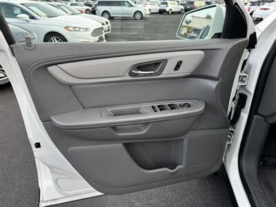 2014 Chevrolet Traverse LT   - Photo 21 - Sacramento, CA 95825