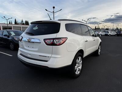 2014 Chevrolet Traverse LT   - Photo 6 - Sacramento, CA 95825