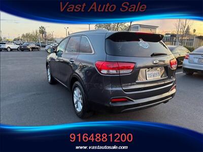 2017 Kia Sorento LX   - Photo 6 - Sacramento, CA 95825