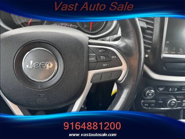 2016 Jeep Cherokee Trailhawk - Photo 14 - Sacramento, CA 95825