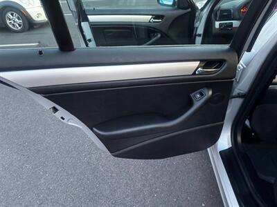 2004 BMW 3 Series 325i   - Photo 23 - Sacramento, CA 95825