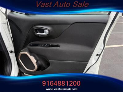 2016 Jeep Renegade Latitude   - Photo 29 - Sacramento, CA 95825