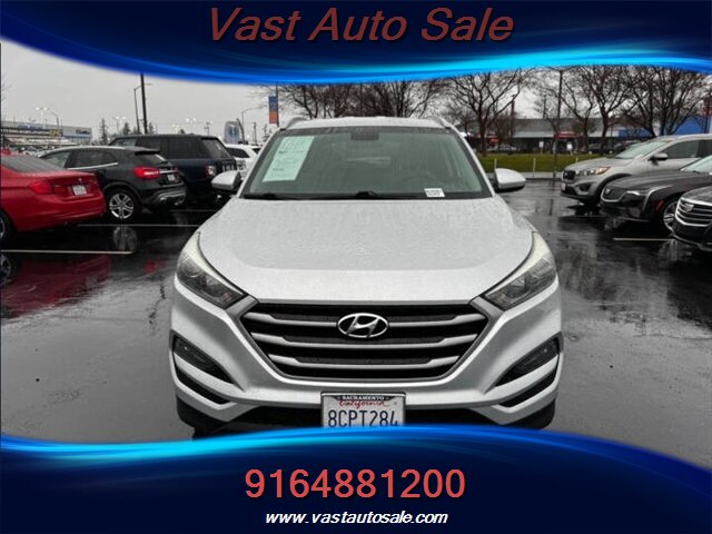 2018 Hyundai Tucson SE  