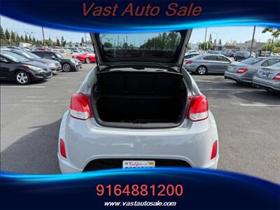 2013 Hyundai VELOSTER RE MIX   - Photo 18 - Sacramento, CA 95825