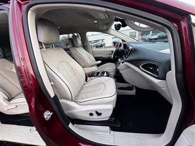 2018 Chrysler Pacifica Hybrid Limited   - Photo 36 - Sacramento, CA 95825