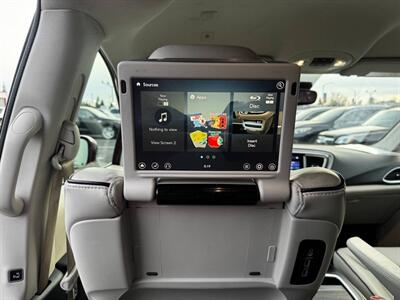 2018 Chrysler Pacifica Hybrid Limited   - Photo 27 - Sacramento, CA 95825