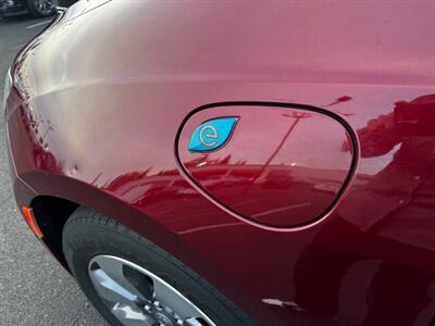 2018 Chrysler Pacifica Hybrid Limited   - Photo 39 - Sacramento, CA 95825