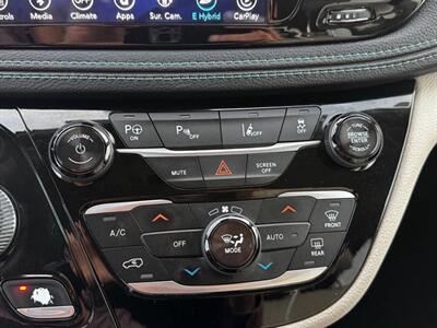 2018 Chrysler Pacifica Hybrid Limited   - Photo 20 - Sacramento, CA 95825