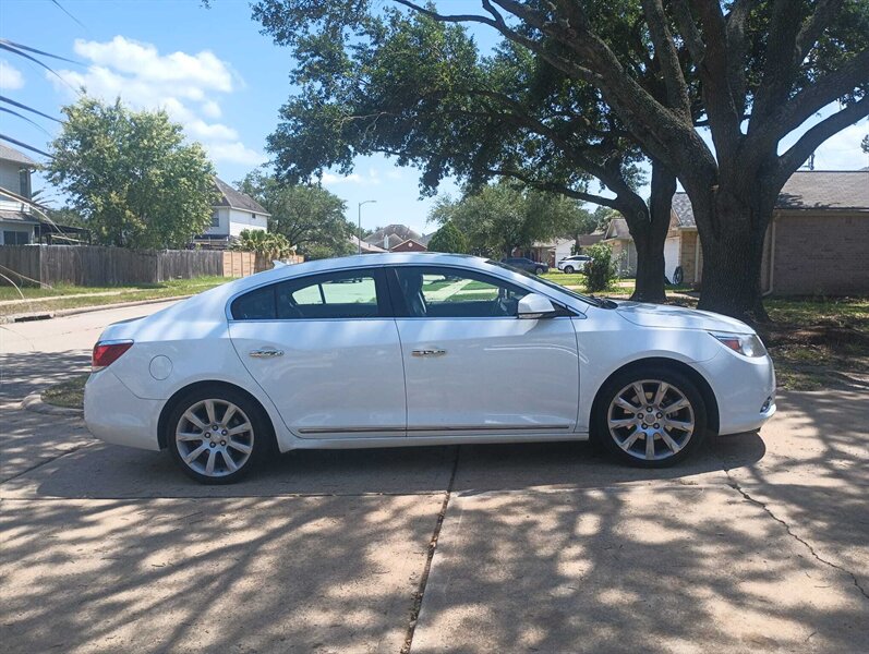 2011 Buick LaCrosse CXS   - Photo 1 - Galena Park, TX 77547
