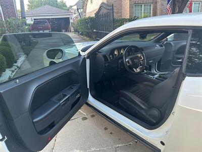 2014 Dodge Challenger SXT   - Photo 5 - Galena Park, TX 77547