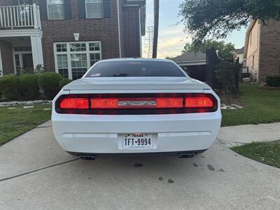 2014 Dodge Challenger SXT   - Photo 3 - Galena Park, TX 77547