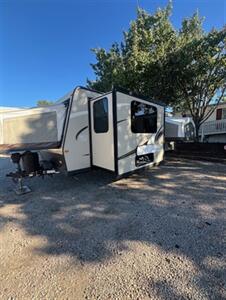 2021 ROCKWOOD ROO 233S   - Photo 5 - Knightdale, NC 27545