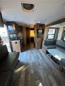 2021 ROCKWOOD ROO 233S   - Photo 13 - Knightdale, NC 27545