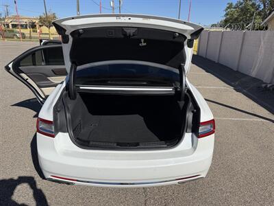 2020 Lincoln Continental Standard   - Photo 11 - Albuquerque, NM 87107