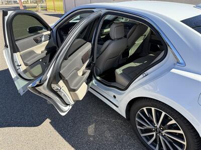 2020 Lincoln Continental Standard   - Photo 10 - Albuquerque, NM 87107