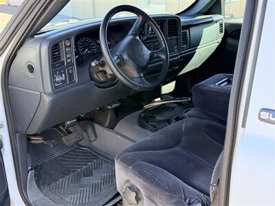 2002 GMC Sierra 1500 Work Truck 2dr Regular Cab Work Truck - Photo 10 - Albuquerque, NM 87107
