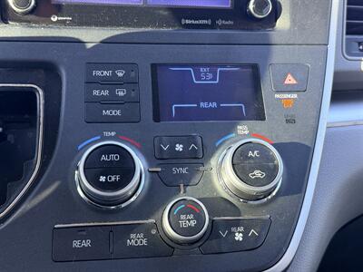 2020 Toyota Sienna LE 7-Passenger   - Photo 40 - Albuquerque, NM 87107