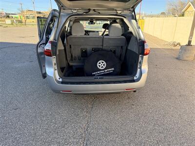 2020 Toyota Sienna LE 7-Passenger   - Photo 32 - Albuquerque, NM 87107