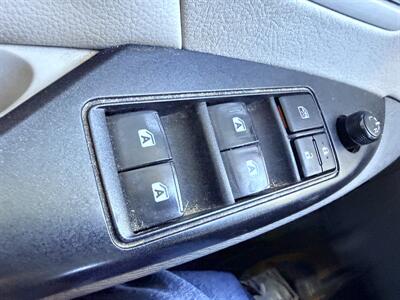 2020 Toyota Sienna LE 7-Passenger   - Photo 28 - Albuquerque, NM 87107