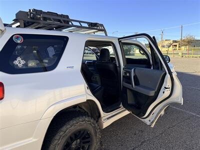 2011 Toyota 4Runner SR5   - Photo 10 - Albuquerque, NM 87107