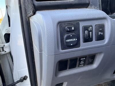 2011 Toyota 4Runner SR5   - Photo 13 - Albuquerque, NM 87107