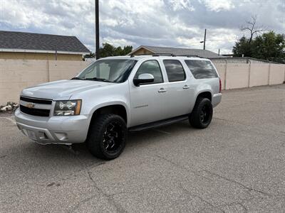 2010 Chevrolet Suburban LT   - Photo 2 - Albuquerque, NM 87107