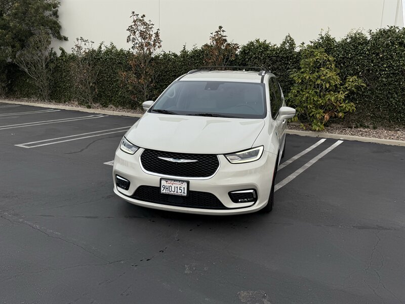 2021 Chrysler Pacifica Hybrid Touring L