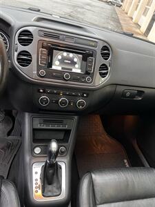 2013 Volkswagen Tiguan S 4Motion   - Photo 18 - Peabody, MA 01960