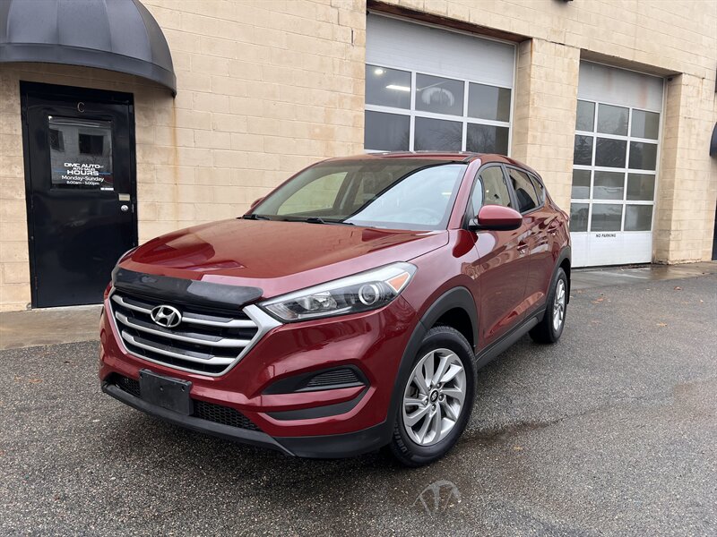 2018 Hyundai TUCSON SE  