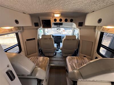 2002 Winnebago Rialta 22QD - Photo 17 - Brea, CA 92822