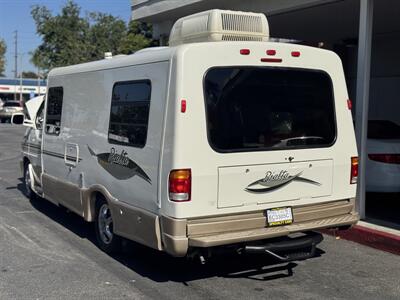 2002 Winnebago Rialta 22QD - Photo 5 - Brea, CA 92822