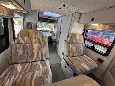 2002 Winnebago Rialta 22QD - Photo 32 - Brea, CA 92822