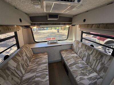 2002 Winnebago Rialta 22QD - Photo 20 - Brea, CA 92822