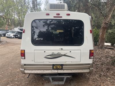 2002 Winnebago Rialta 22QD - Photo 18 - Brea, CA 92822