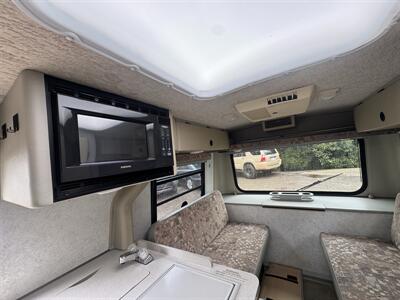 2002 Winnebago Rialta 22QD   - Photo 62 - Brea, CA 92822