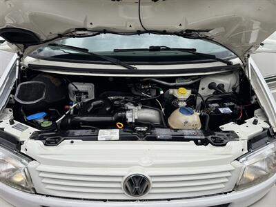 2002 Winnebago Rialta 22QD   - Photo 71 - Brea, CA 92822