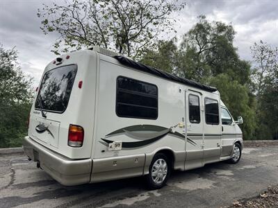 2002 Winnebago Rialta 22QD   - Photo 3 - Brea, CA 92822