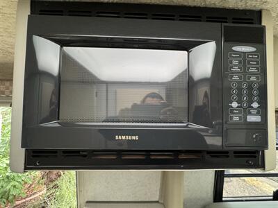 2002 Winnebago Rialta 22QD   - Photo 89 - Brea, CA 92822