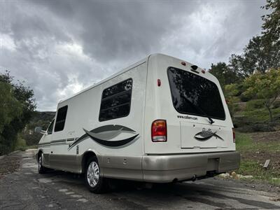 2002 Winnebago Rialta 22QD   - Photo 6 - Brea, CA 92822