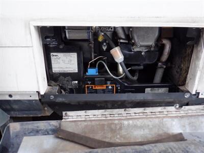 2002 Winnebago Rialta camper van - Photo 40 - Brea, CA 92822