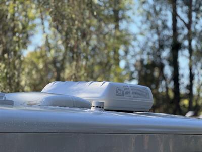 2002 Winnebago Rialta camper van - Photo 73 - Brea, CA 92822