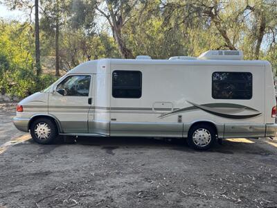 2002 Winnebago Rialta camper van - Photo 9 - Brea, CA 92822