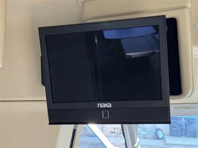 2002 Winnebago Rialta camper van - Photo 11 - Brea, CA 92822