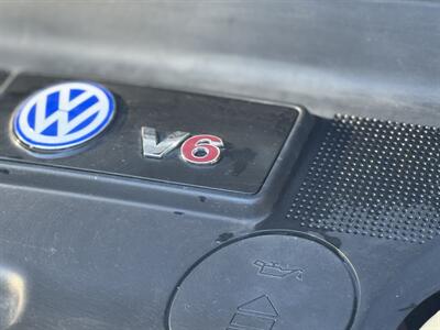 2002 Winnebago Rialta camper van - Photo 88 - Brea, CA 92822