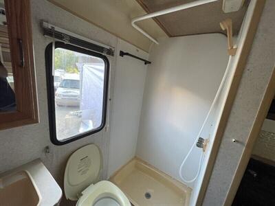 2002 Winnebago Vista 21B Rialta - Photo 31 - Brea, CA 92822