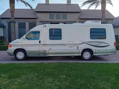2002 Winnebago Rialta 22QD   - Photo 34 - Brea, CA 92822