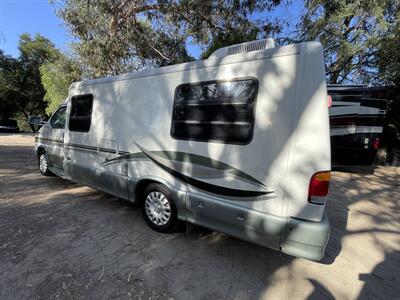 2002 Winnebago Rialta 22QD   - Photo 50 - Brea, CA 92822